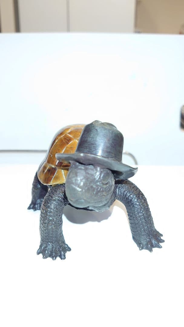 【メートランドスミス】帽子をかぶった亀の置物