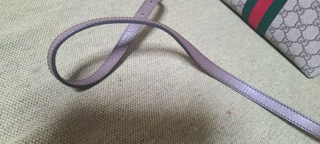 美品 Gucci GGパターン ショルダーバッグ オフィディア