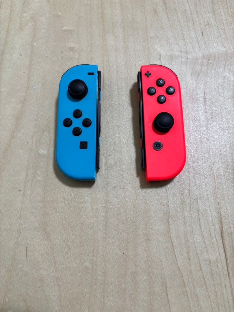 Nintendo Switch 本体 青/赤 Joy-Con初期化済