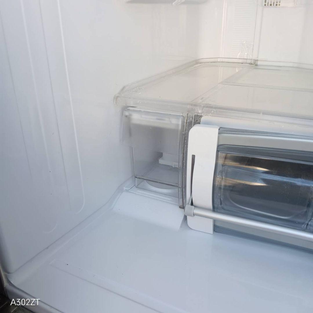 1102送料設置無料　日立　人気モデル　大型冷蔵庫　441L