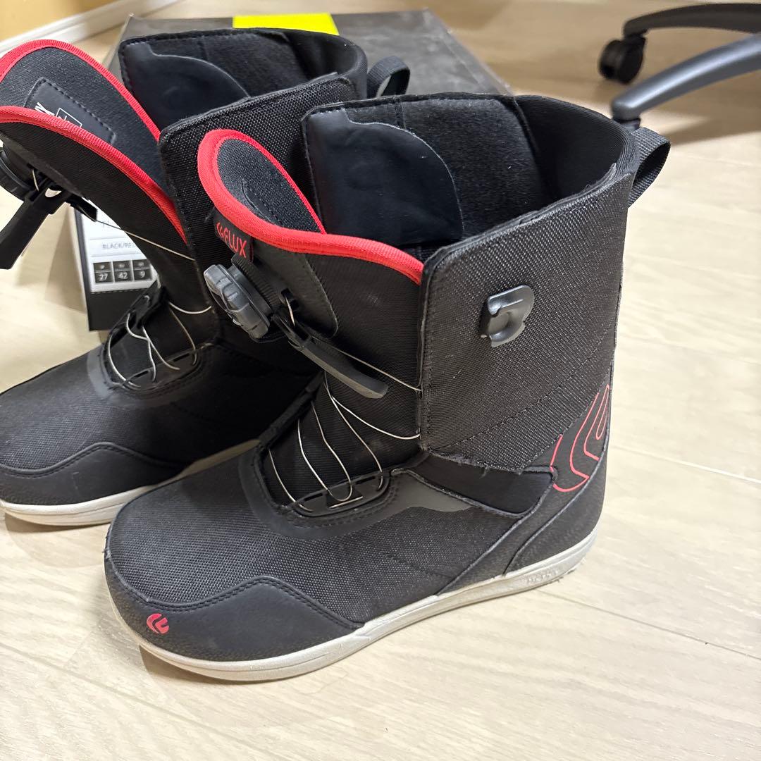 スノーボードブーツ ブラック/レッド