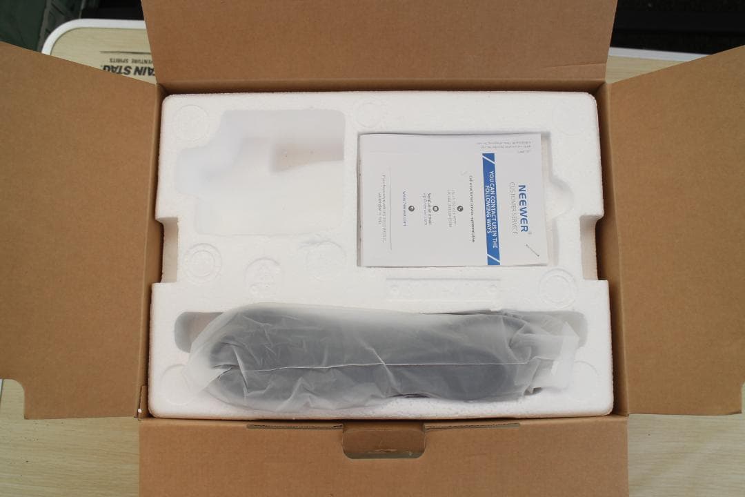 [M-TN 2211] NeewerのLEDスタジオライトセット