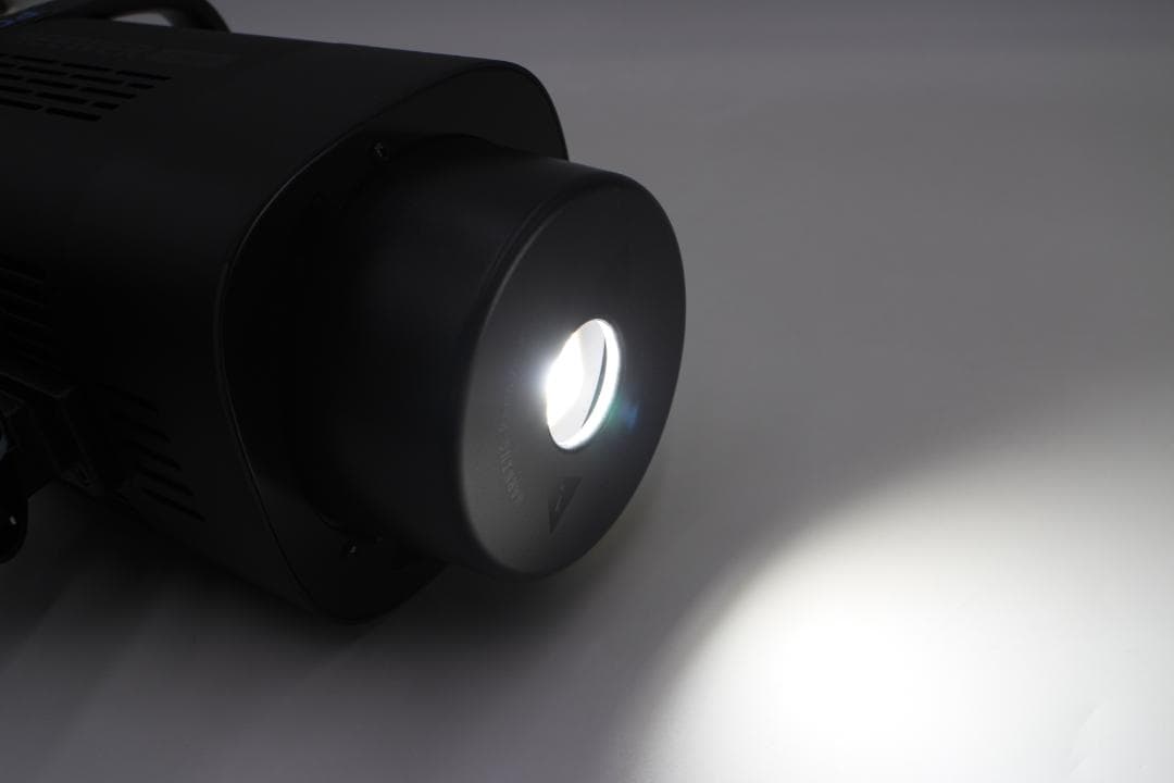 [M-TN 2211] NeewerのLEDスタジオライトセット