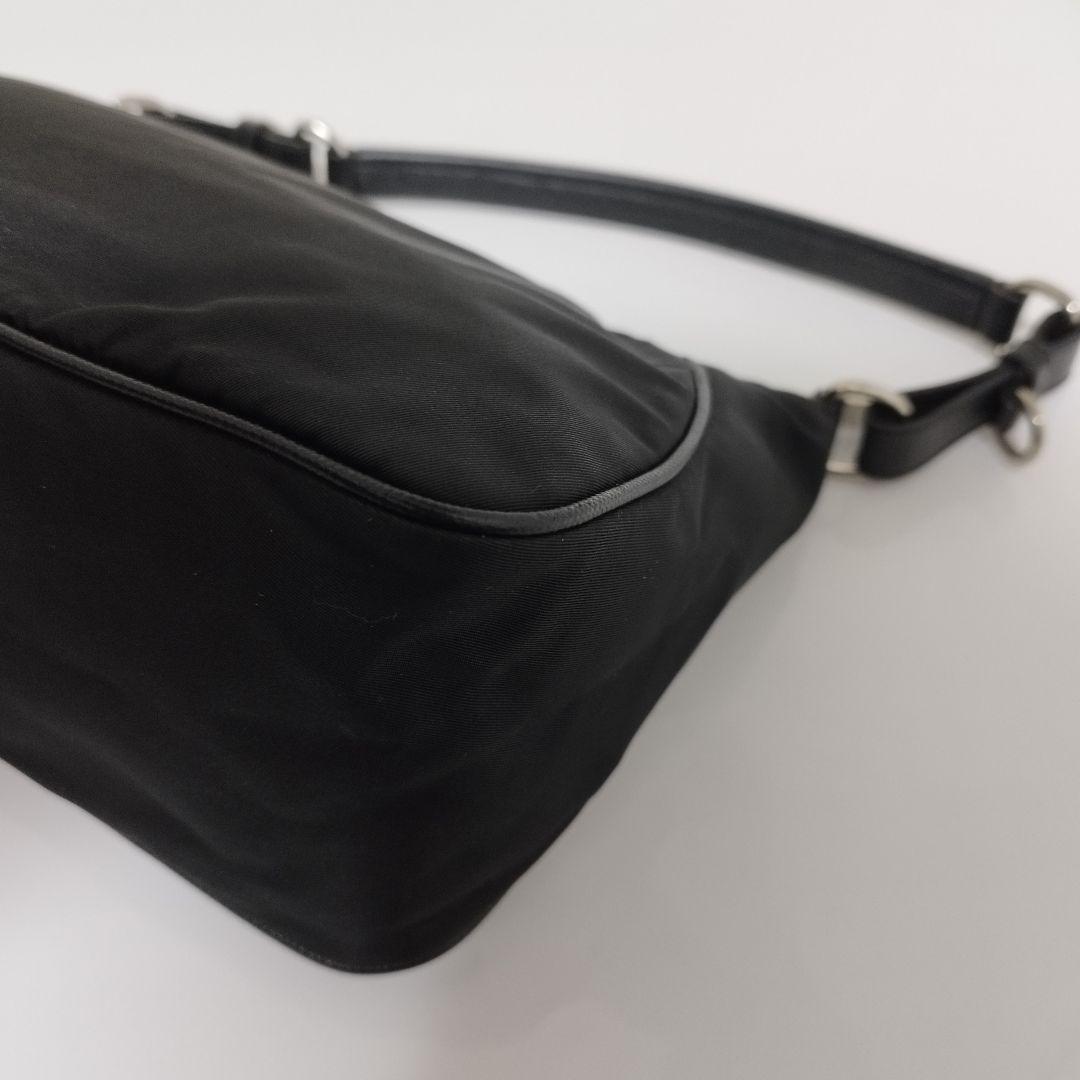 ほぼ未使用☆　プラダ　ハンドバッグ　ワンショルダーバッグ　サフィアーノレザー