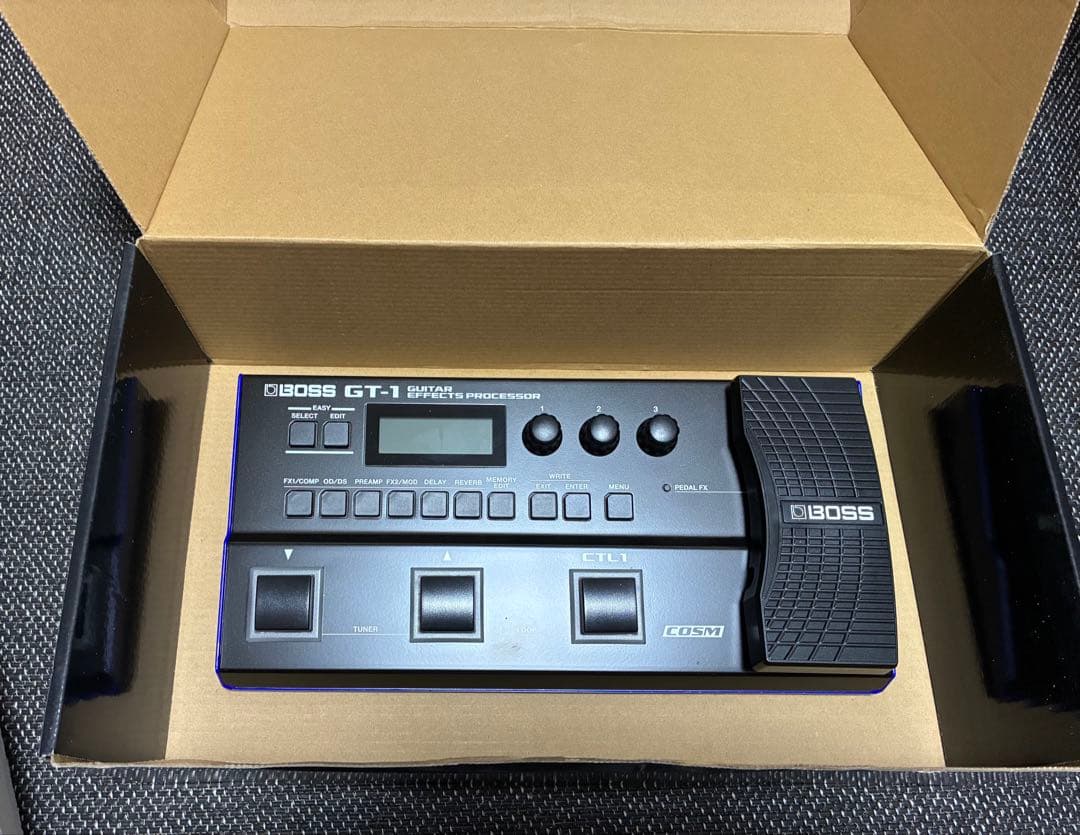GT-1 GUITAR EFFECTS PROCESSOR 教科書&ケーブル付