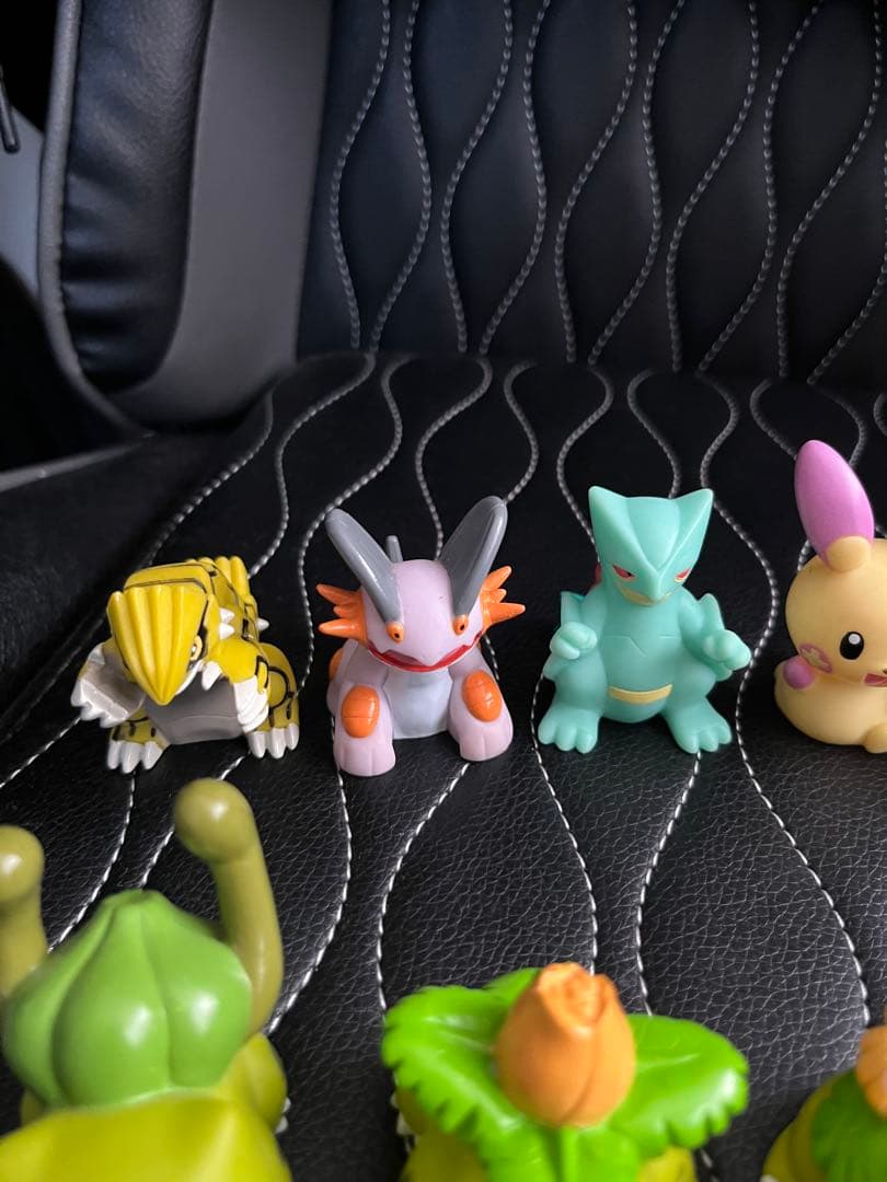 ポケモンキッズ　フィギュアセット 14体　指人形　まとめ売り　色違い