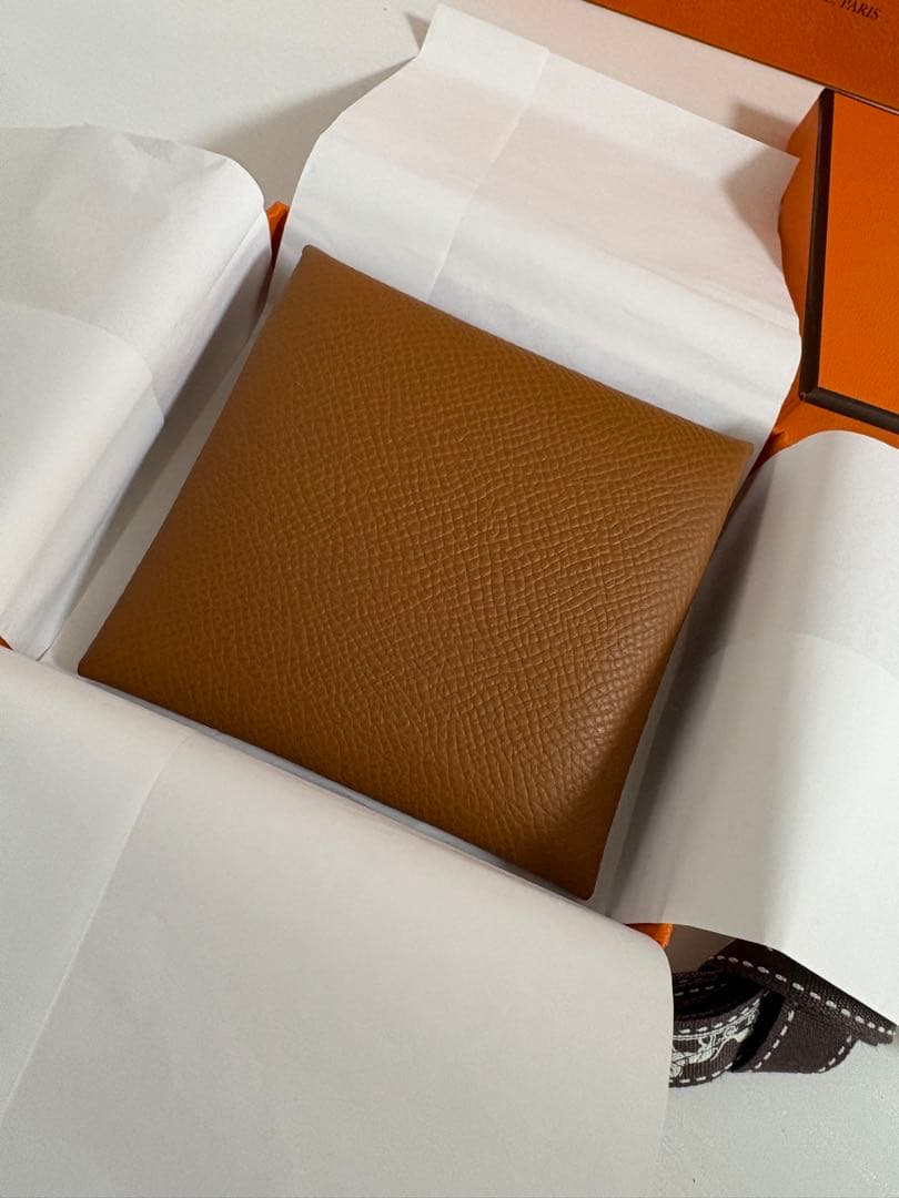 エルメス　未使用バスティア　ケース　ゴールド