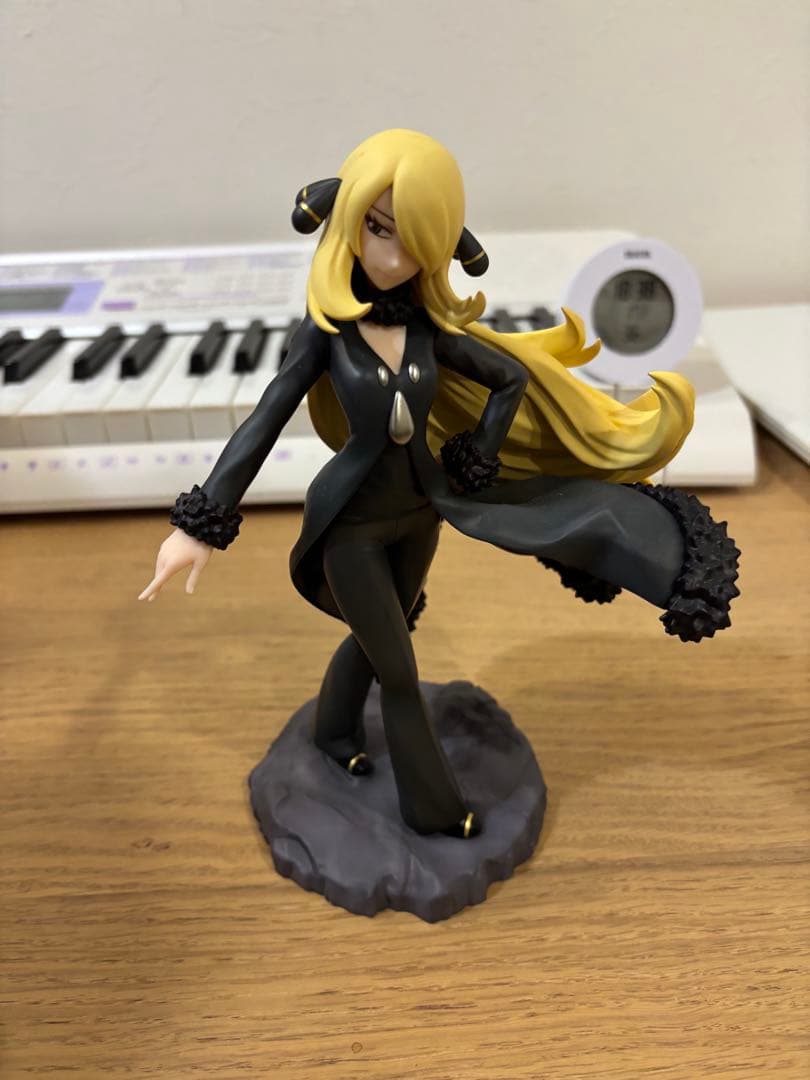 ARTFX J ポケットモンスターシリーズ シロナ ガブリアス　色紙付き