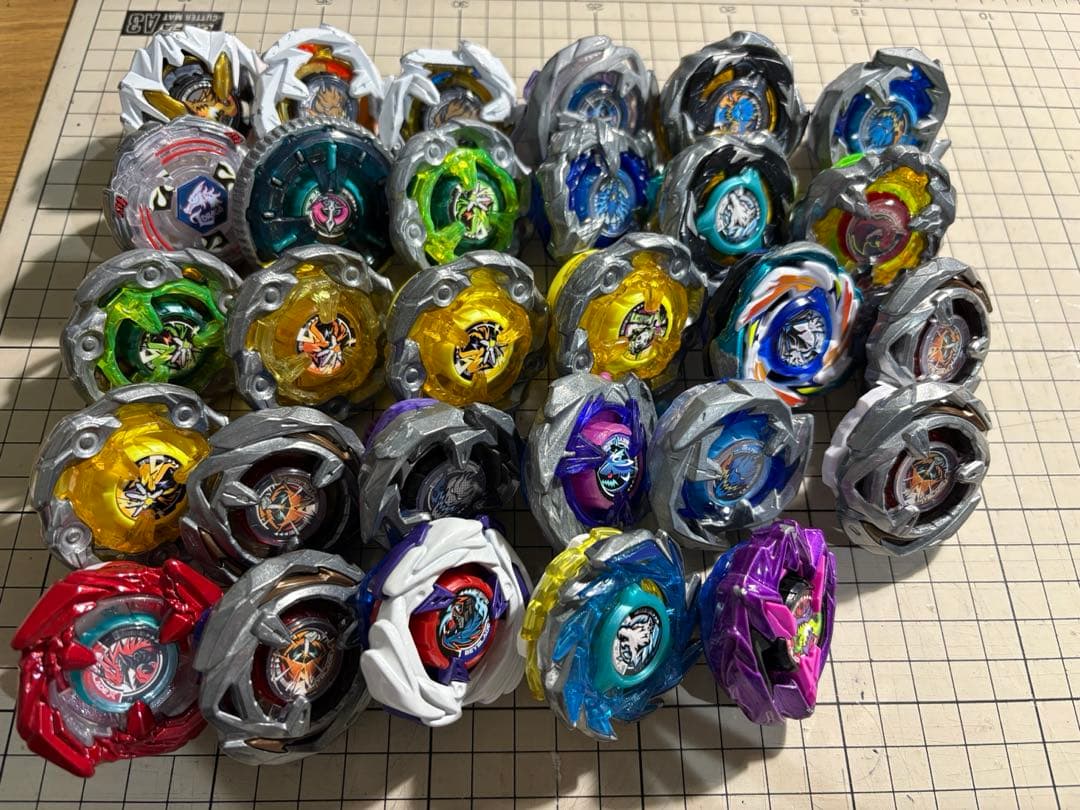 ベイブレード 30個セット まとめ売り