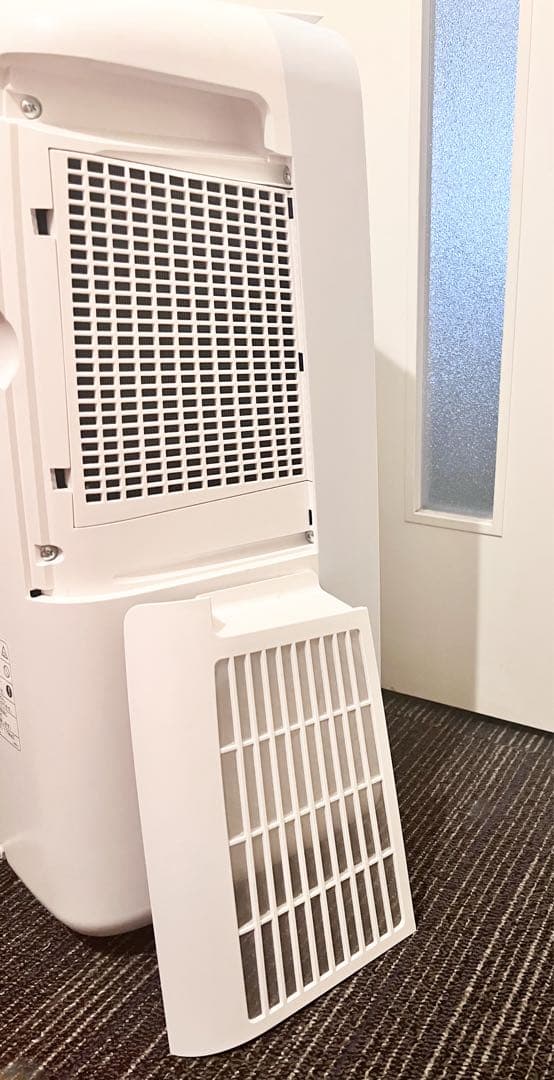 シャープSHARP 冷風・衣類乾燥除湿機 　CM-L100-W