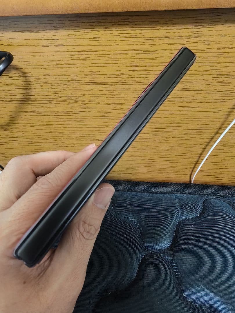 vivo X Fold2 本体 サブ画面割れジャンク扱い