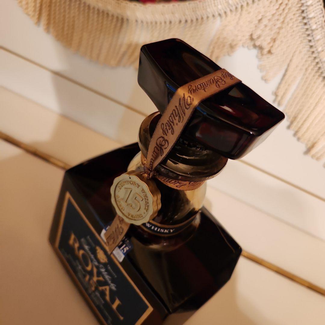 古酒 サントリーウイスキー  15年 グレンクアリングラス付き