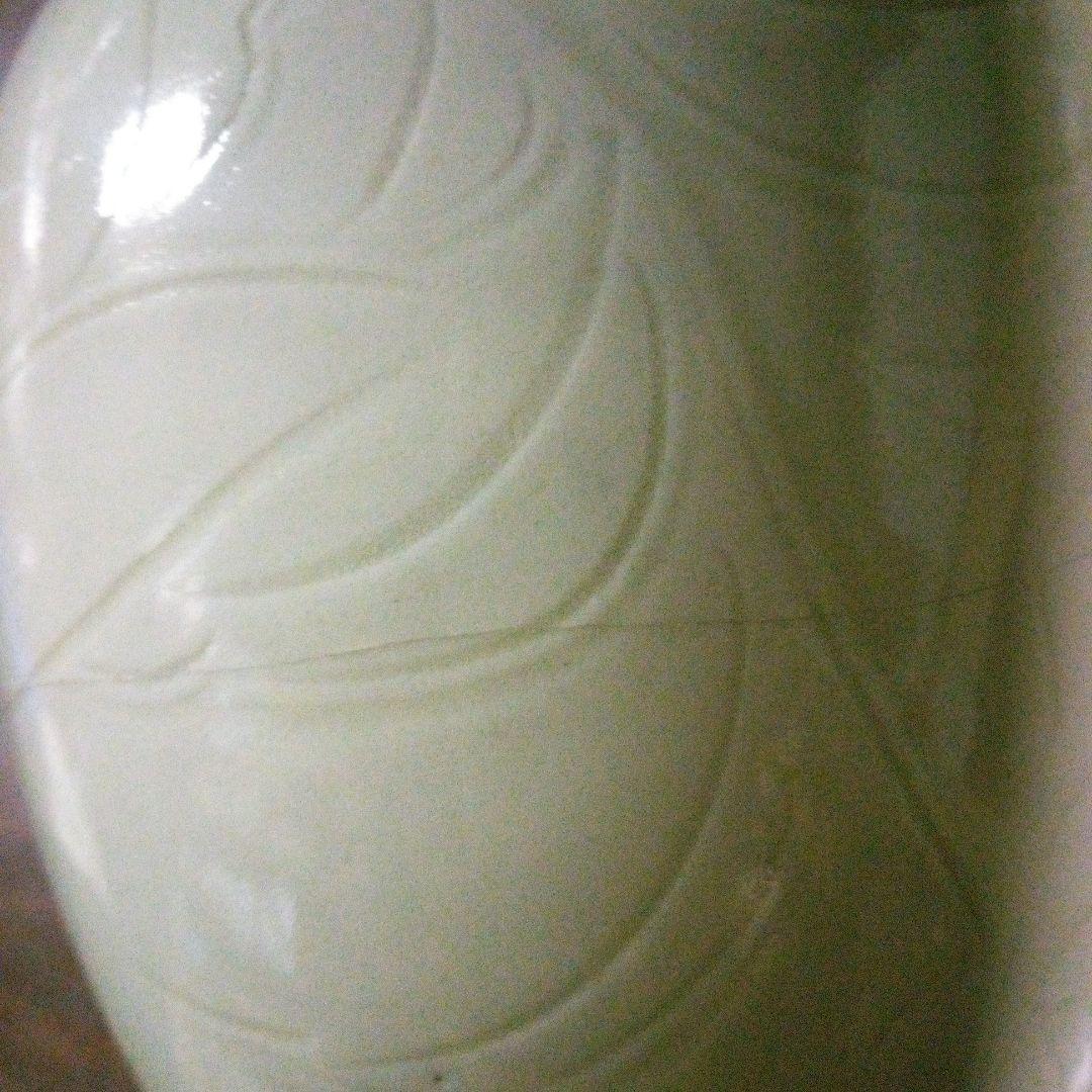 中国陶磁器　宋定窯　蓋付き壺