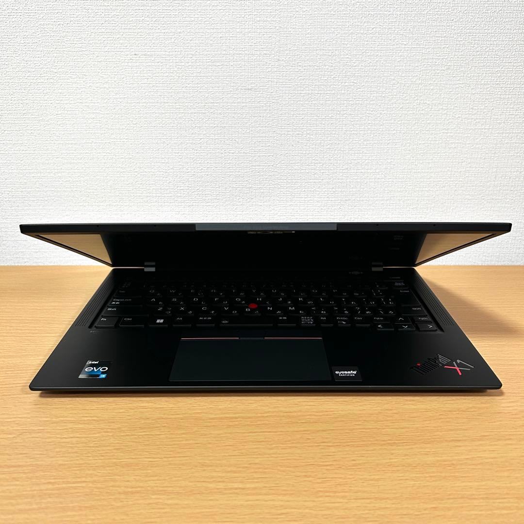 美品 Lenovo THINKPAD X1 CARBON Gen10 第12世代