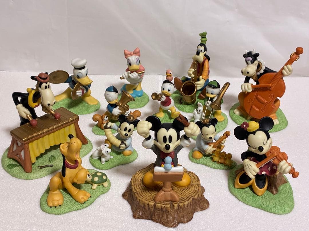 ディズニー　ミッキー　音楽隊　置物　陶器　三協商事