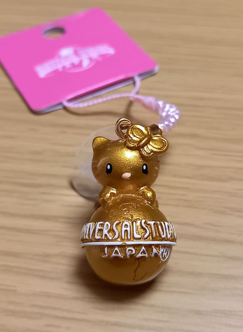 ★u s j限定★　ゴールドキティ　ストラップ♪　希少！！