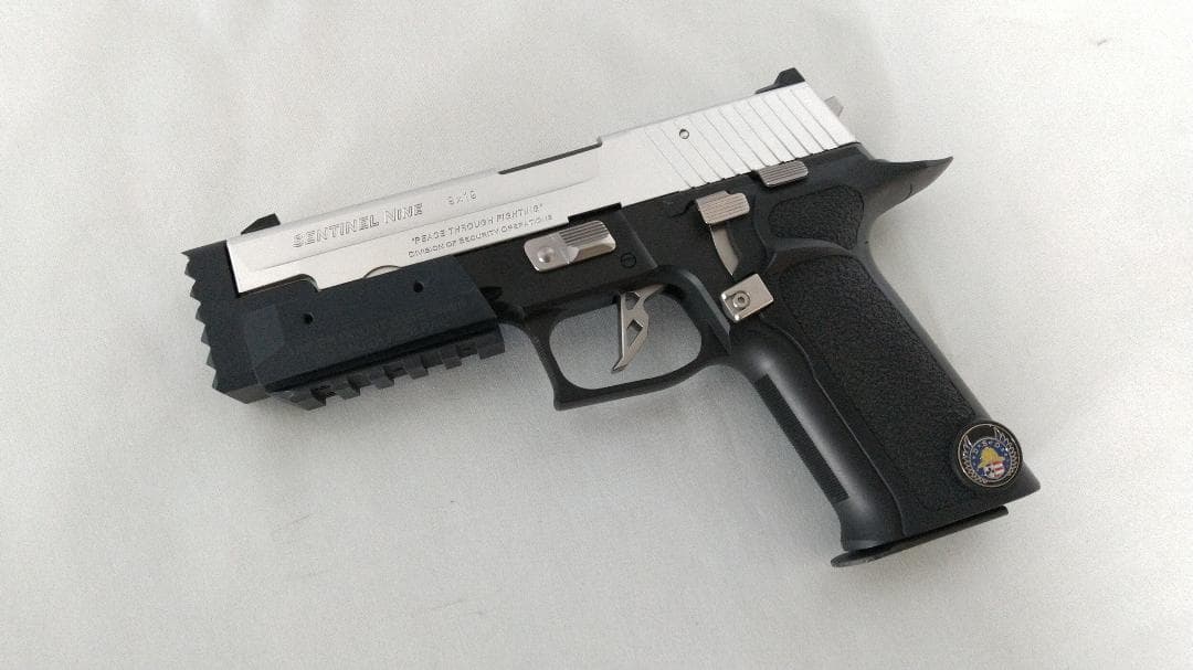 【美品】東京マルイ　バイオハザード　センチネルナイン　ストライクガンカスタム