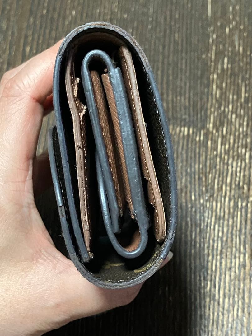 ルイヴィトンモノグラム折り財布♡