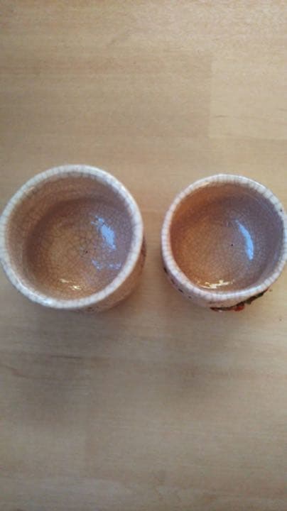 楽山焼　玉井楽山作　天神蟹精密彫り　蓋付き夫婦湯呑み茶碗　共箱（未使用品）