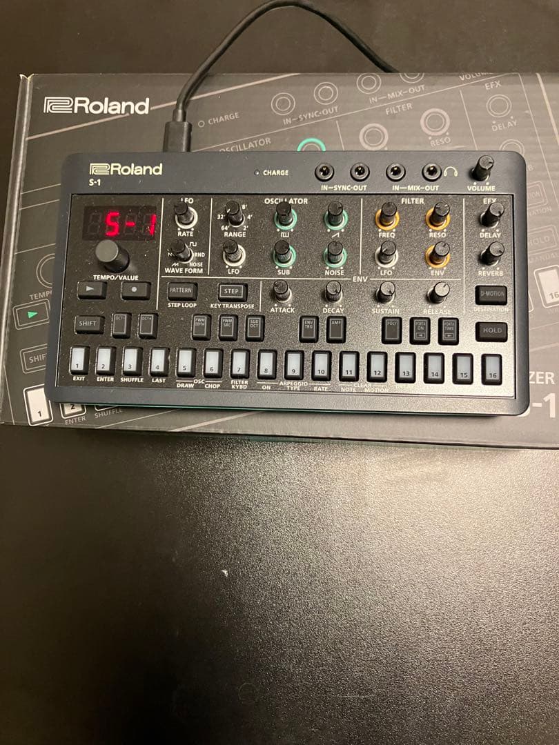 Roland S-1 シンセサイザー