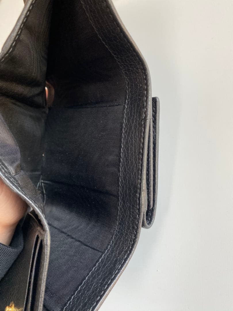 GUCCI 三つ折り財布