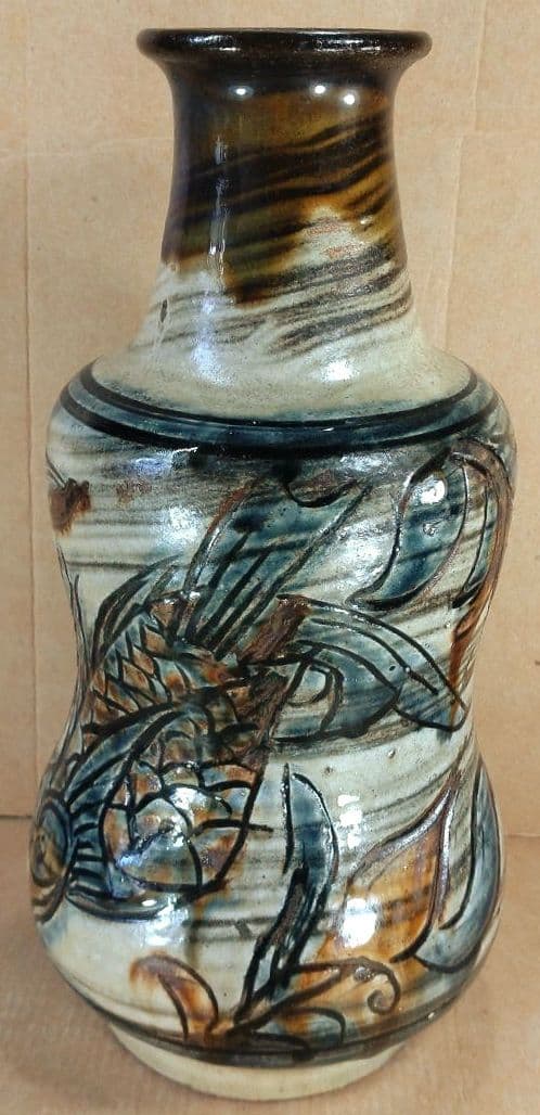 れれれ【本物保証】金城次郎 魚紋嘉瓶 共箱 栞 人間国宝 壷屋焼 美品