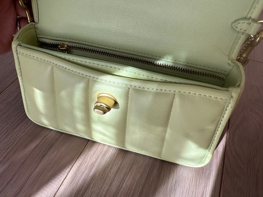 【美品】COACH ターンロック ハンドバッグ ライム