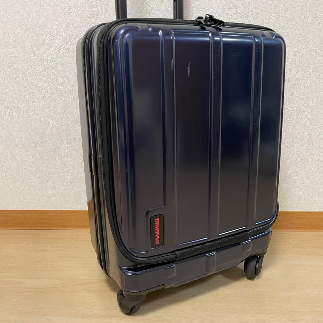 【送料無料‼️】BRIEFING ブリーフィング　キャリーケース　ネイビー