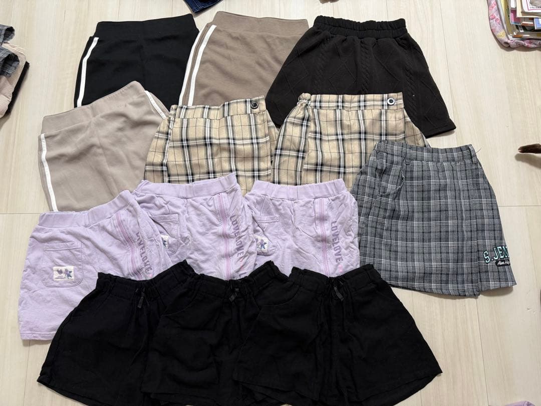 オラ♡フッ♡ 女の子衣類120～140センチ