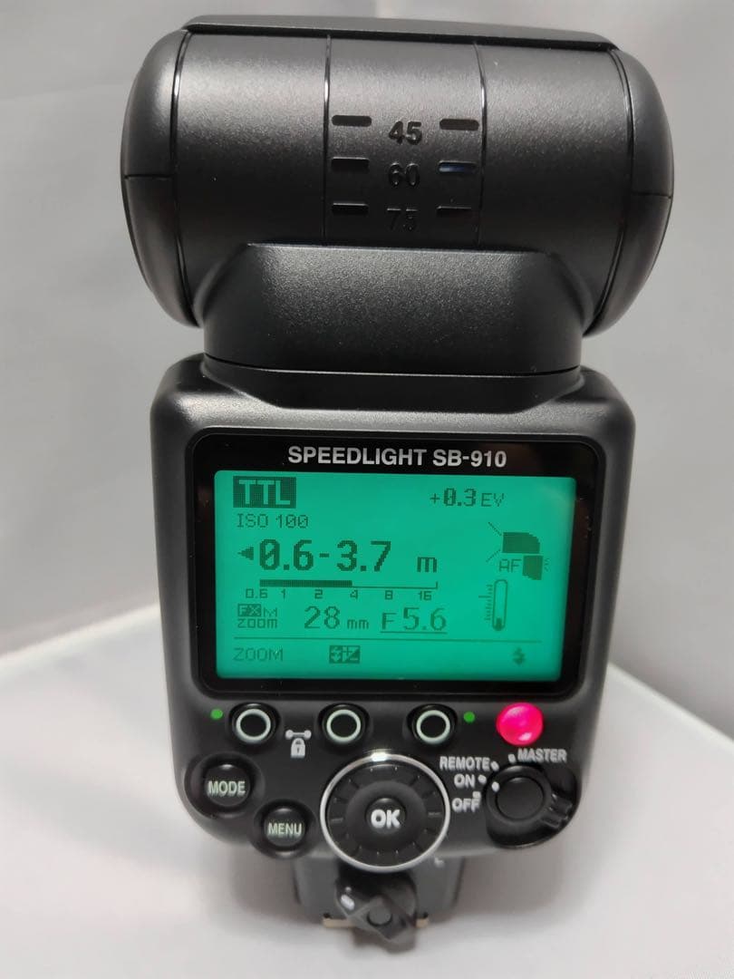 Nikon F6、SB-910、レンズ、MB-40、EN-EL4a、MH-21等