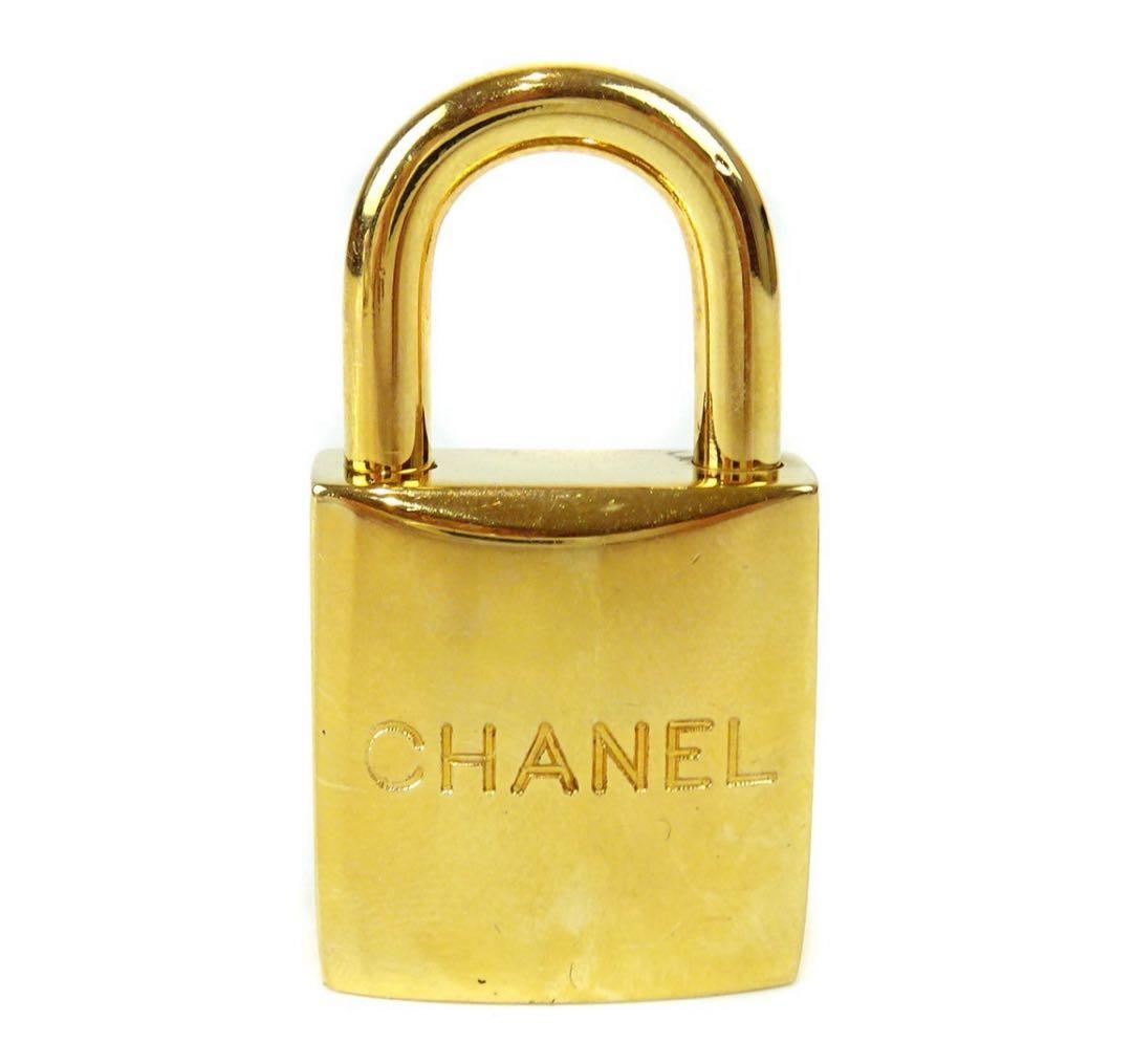 R2206 シャネル ココマーク カデナ キー セット 南京錠