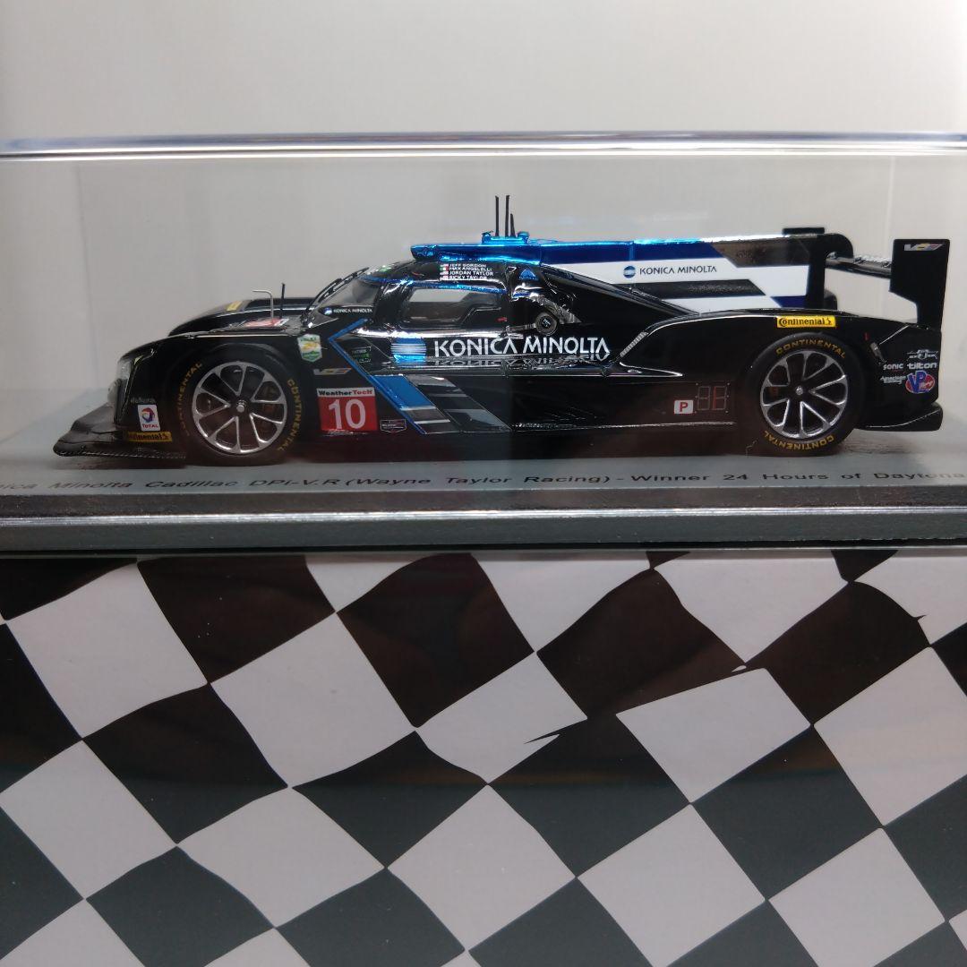 【美品】1/43スパークCadillac 2017 Daytona Winner