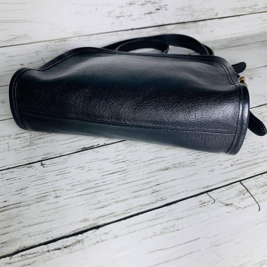 ダチリエさま専用【美品　高級感漂う黒の本革】ショルダーバッグ　バイソン刻印