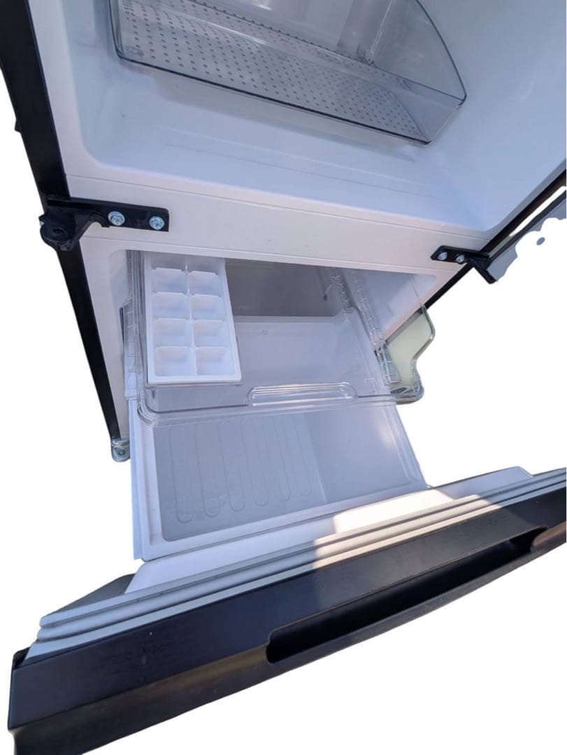 YTK TBT シャープ　2022年製　2ドア冷蔵庫　SJ-D15H