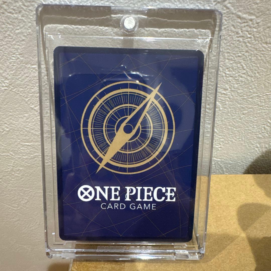 ワンピース ルフィ フィギュア 王冠付き