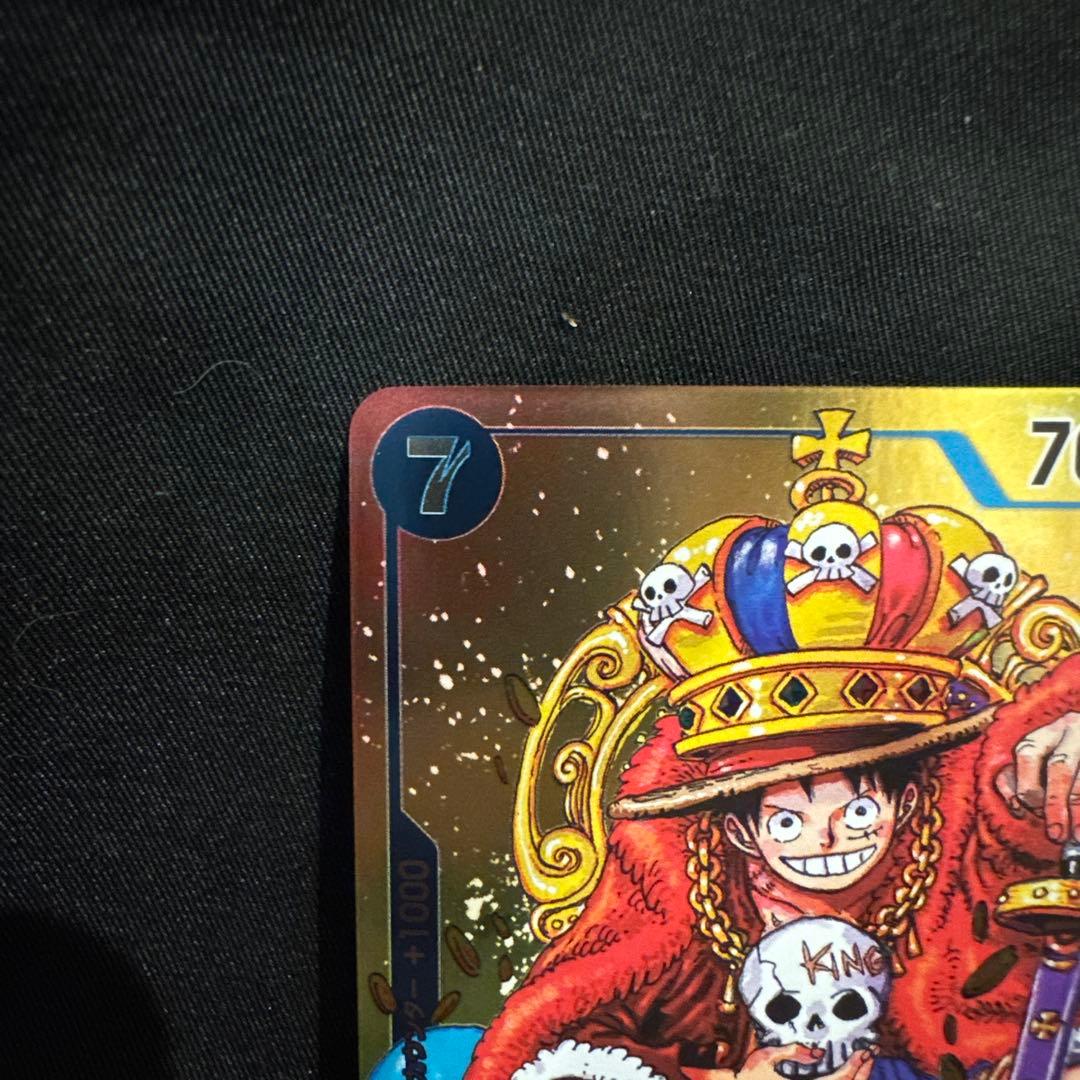 ワンピース ルフィ フィギュア 王冠付き