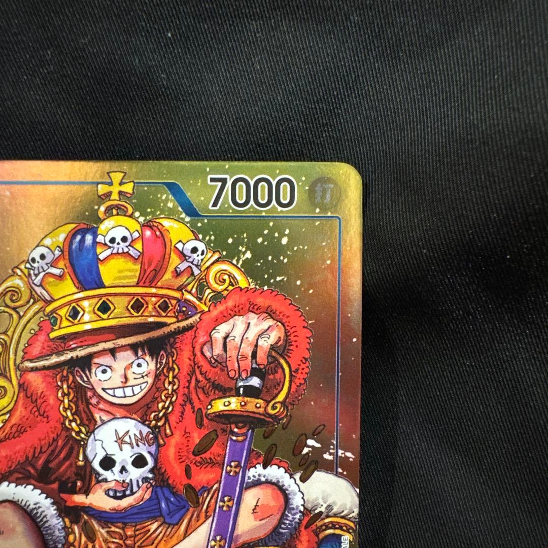 ワンピース ルフィ フィギュア 王冠付き