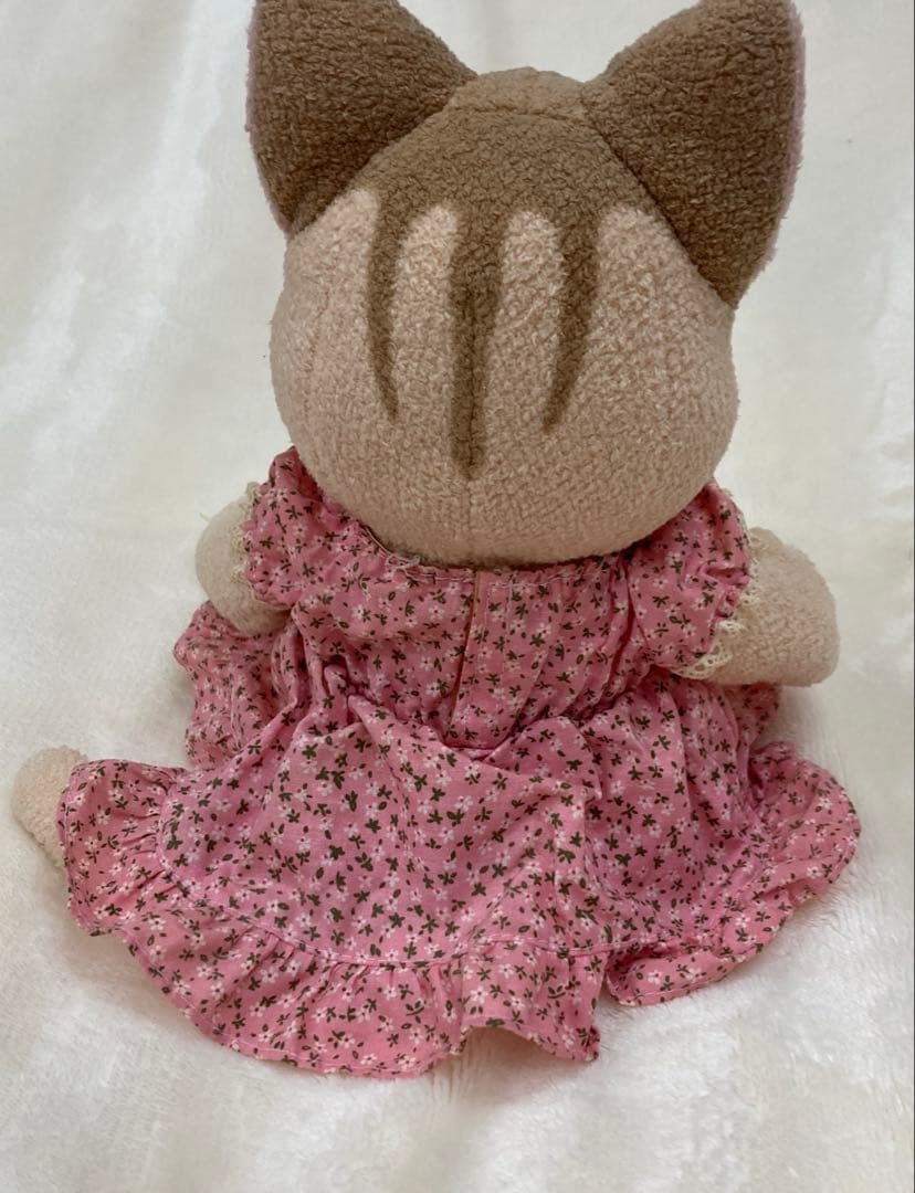 シルバニアファミリー　シマネコの女の子　ぬいぐるみM