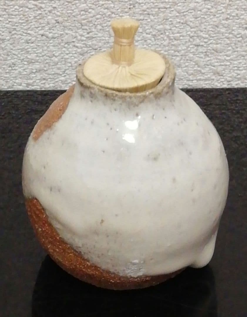 徳澤光則作　唐津焼　斑唐津　振出　共箱　茶道具