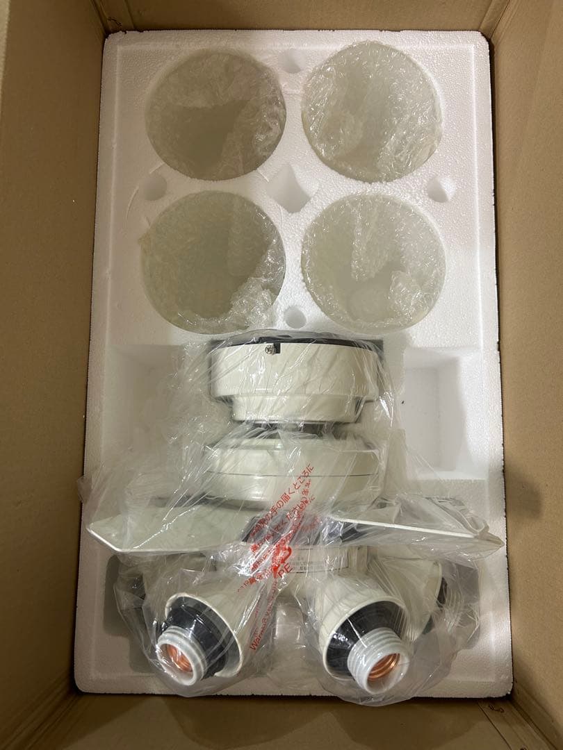 最終値下げ！11/16には値段戻します。【新品・未使用】LOWYAラスボルタ6灯