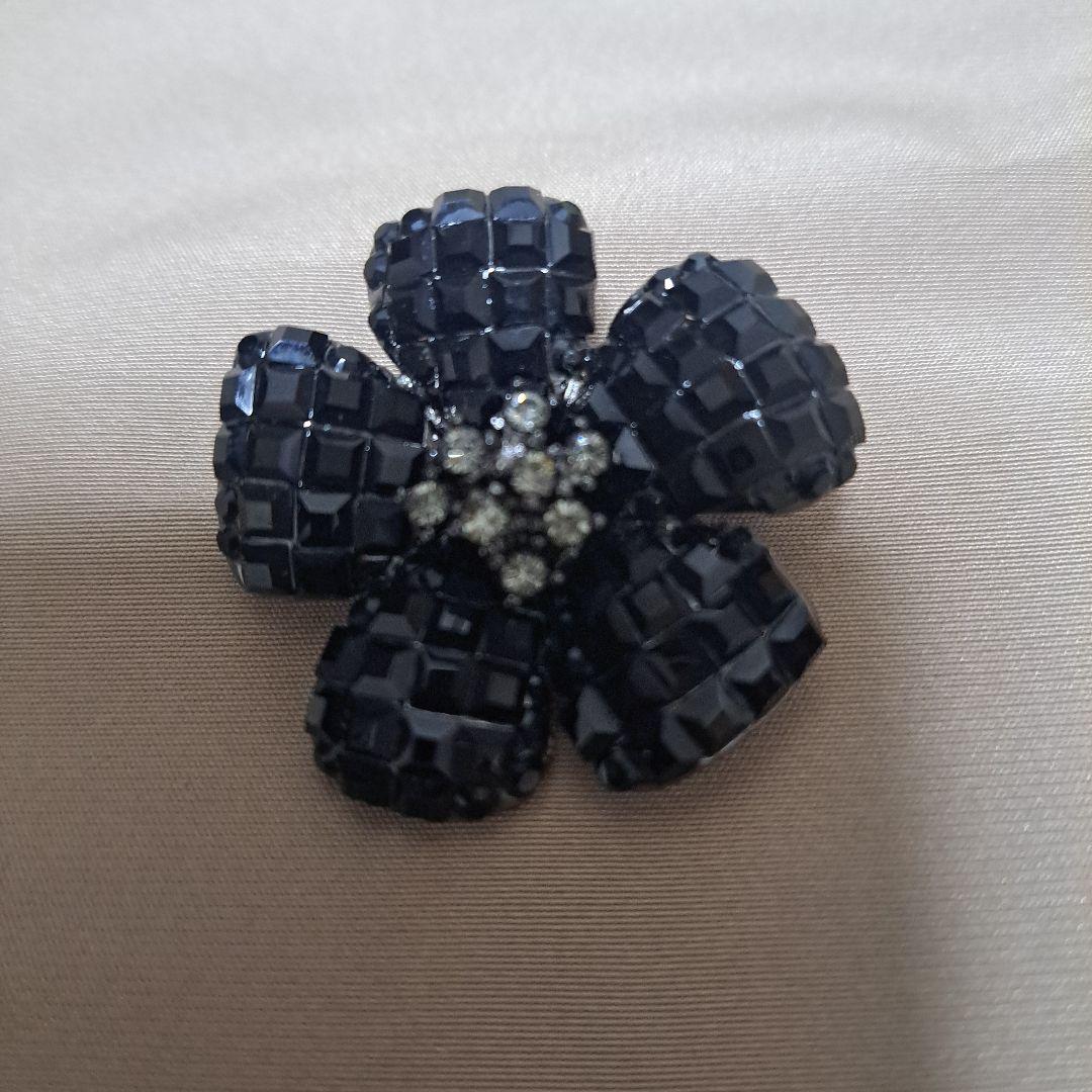 フォクシー　お花ブローチ