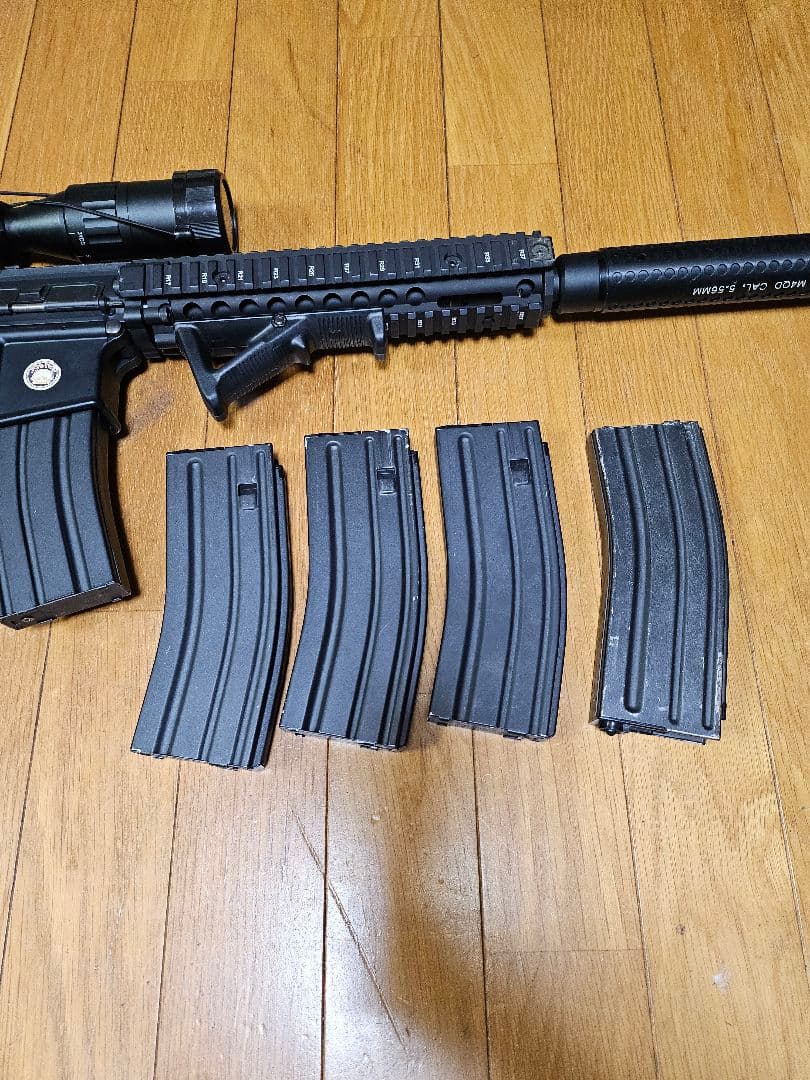 東京マルイ　次世代電動ガンCQB-R M4　カスタム