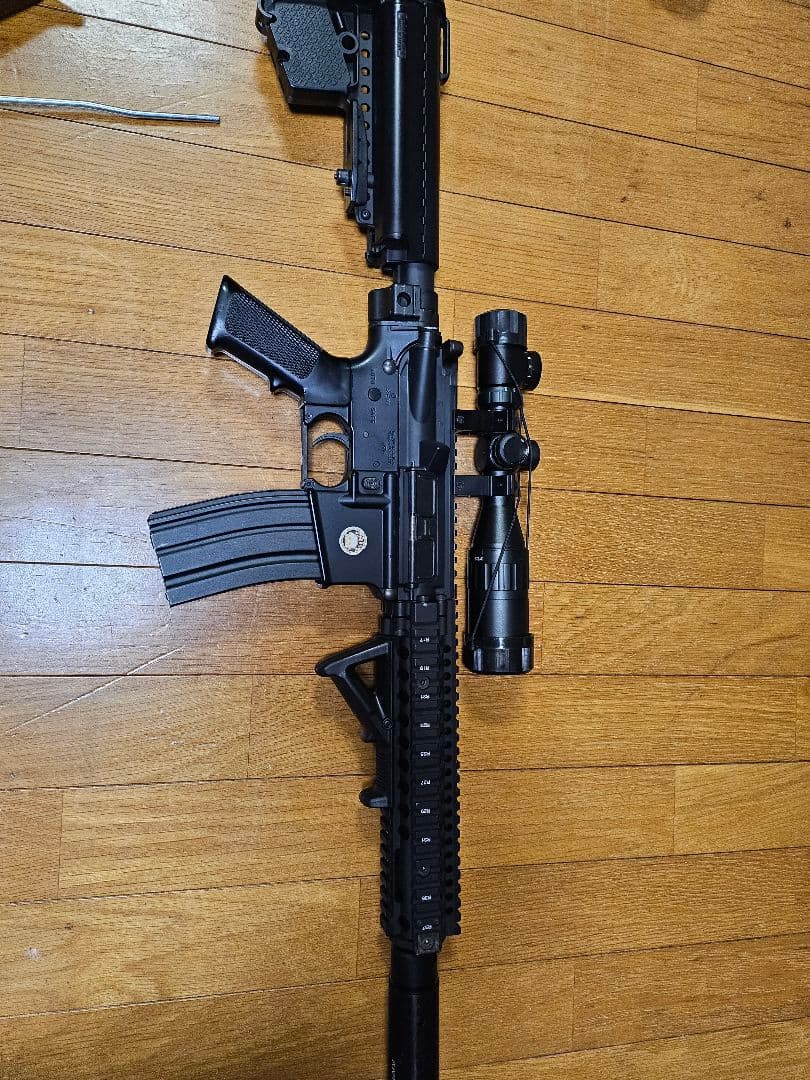 東京マルイ　次世代電動ガンCQB-R M4　カスタム