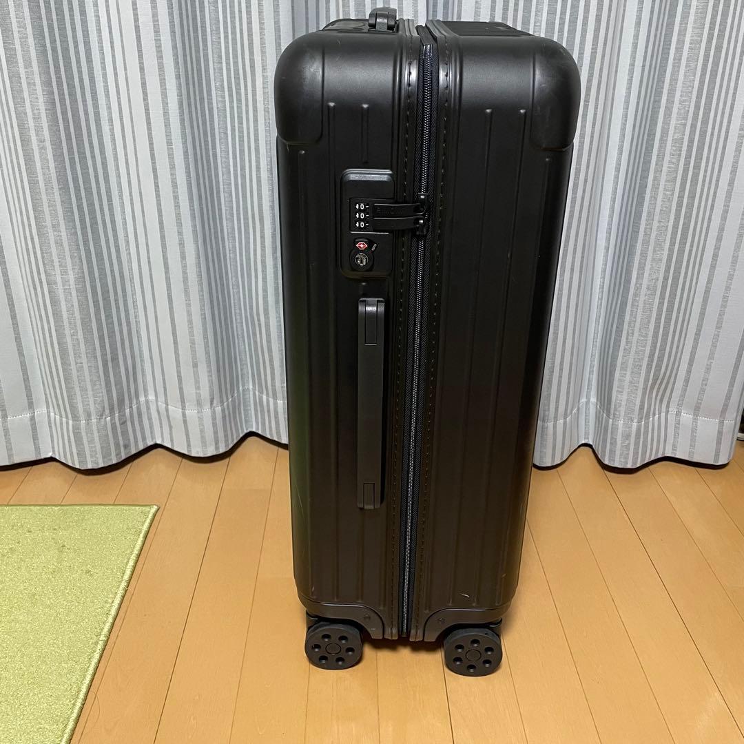 RIMOWA リモワ エッセンシャル　essential キャリーケース