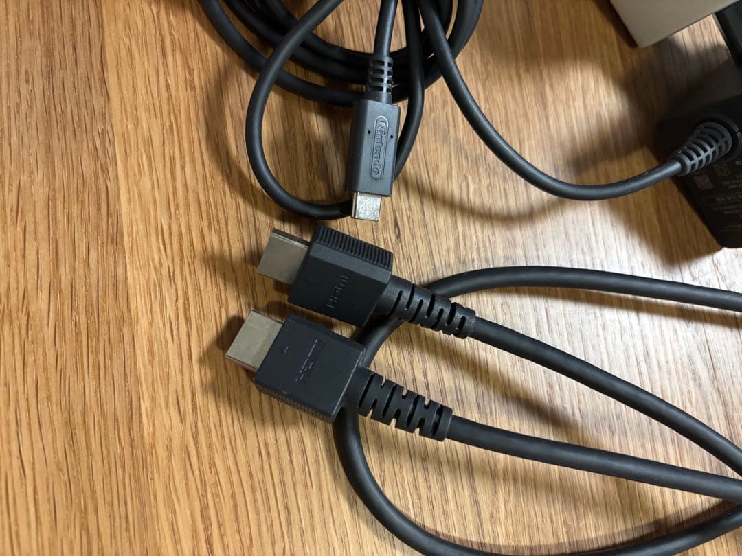 Nintendo Switch グリーン/レッド 本体（韓国版、箱無し）