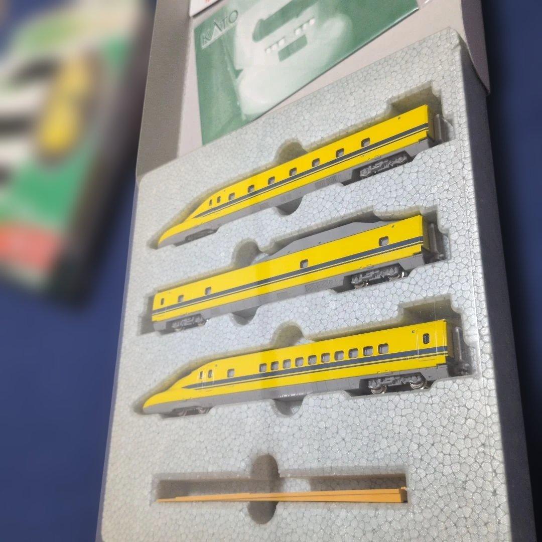 KATO 10-896 923形3000番台〈ドクターイエロー〉