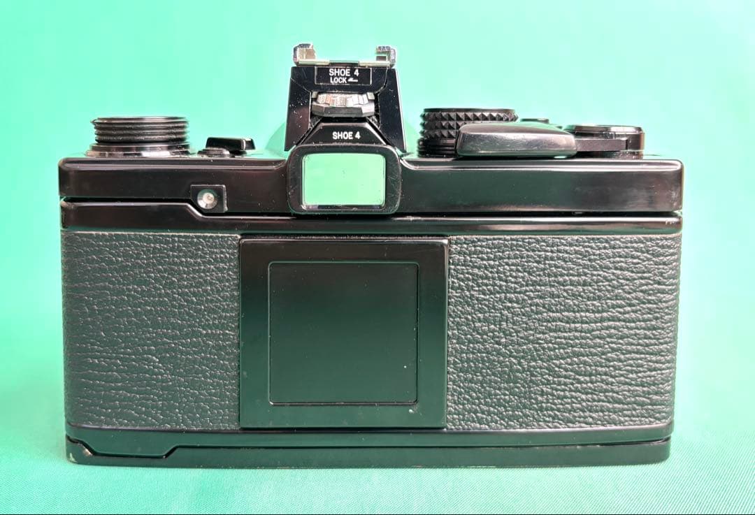 ★ OLYMPUS OM-2N BLACK + 標準レンズ 50mm