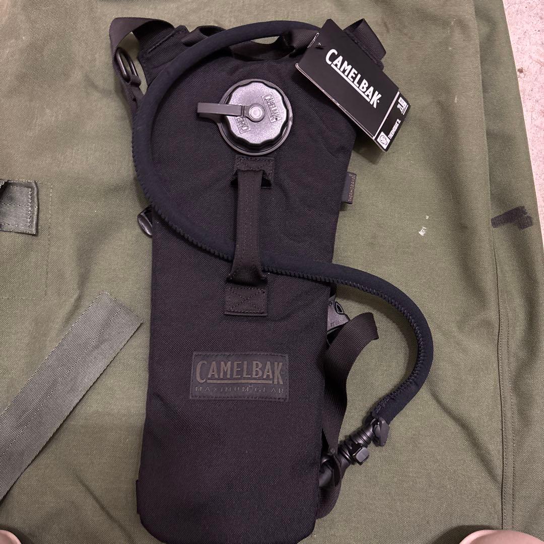 米軍放出品 CAMELBAK製 キャメルバック 黒 ハイドレーション USN