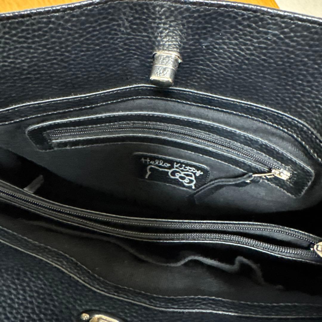 ラウンジフライ　ハローキティ コラボ型押しトートバッグ 黒