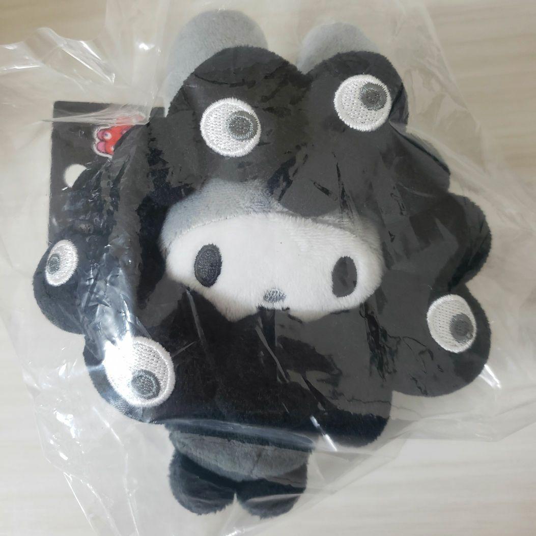 新品・タグ付・未開封★サンリオ 黒 ミャクミャク★カラビナ付き ぬいぐるみ★7点